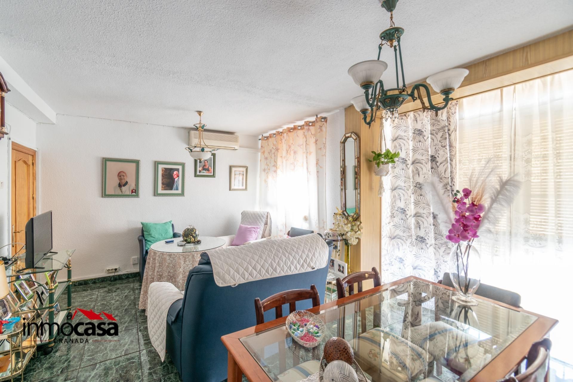 Bedroom of Flat for sale in  Granada Capital  with Balcony