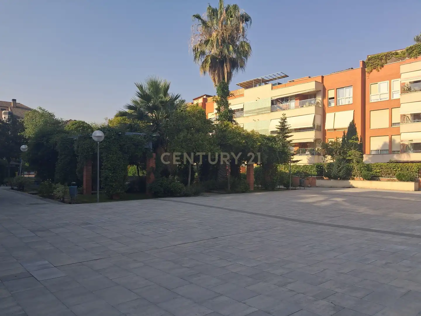 Vista exterior de Dúplex de lloguer en Pozuelo de Alarcón amb Aire condicionat, Forn i Rentadora