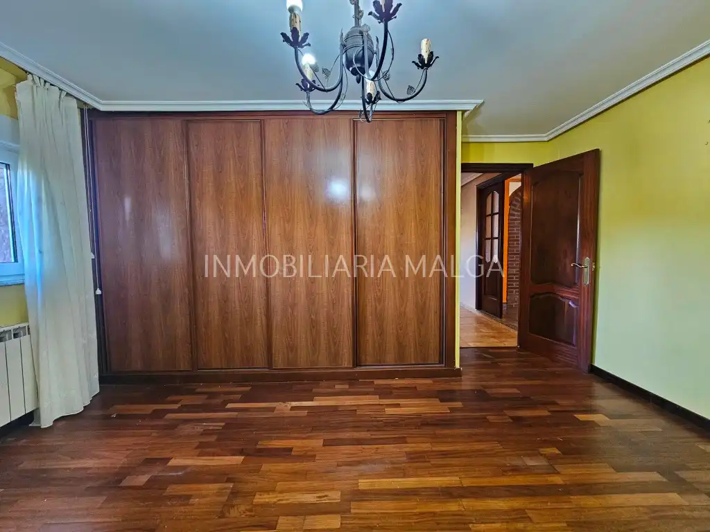 Casa o chalet en venta en Colunga con Calefacción, Jardín privado y Parquet