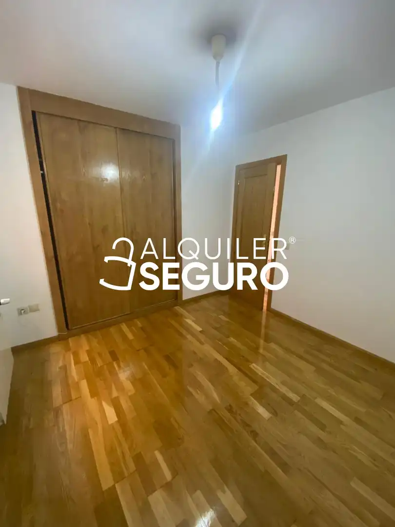 Schlafzimmer von Wohnung zur Miete in Guadalajara mit Klimaanlage, Heizung und Schwimmbad