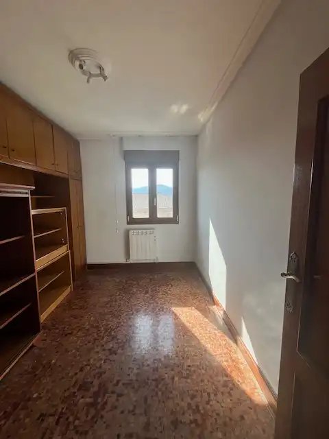 Piso en venta en Aperribai Auzoa, Galdakao