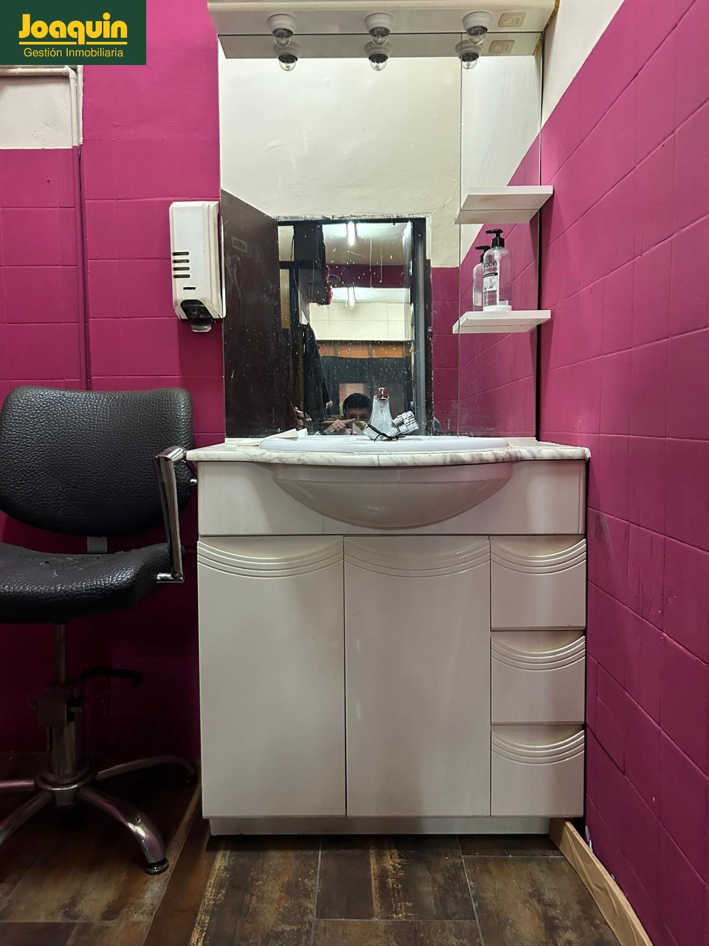 Premises for sale in Sta. Marina - San Andrés - San Pablo - San Lorenzo