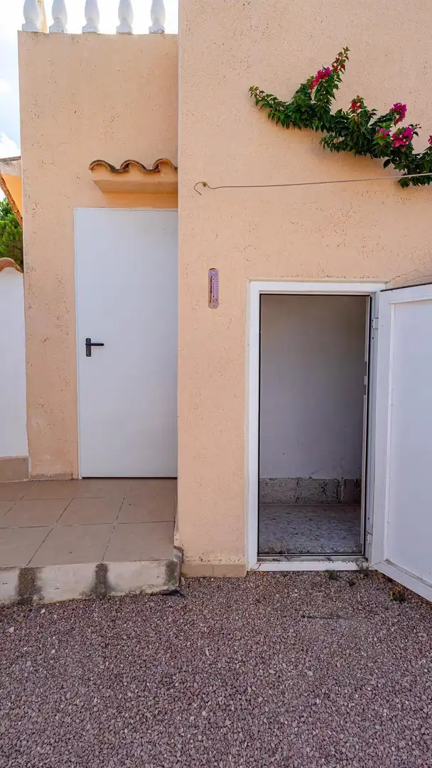 Casa o chalet en venta en Orihuela con Jardín privado, Amueblado y Piscina comunitaria