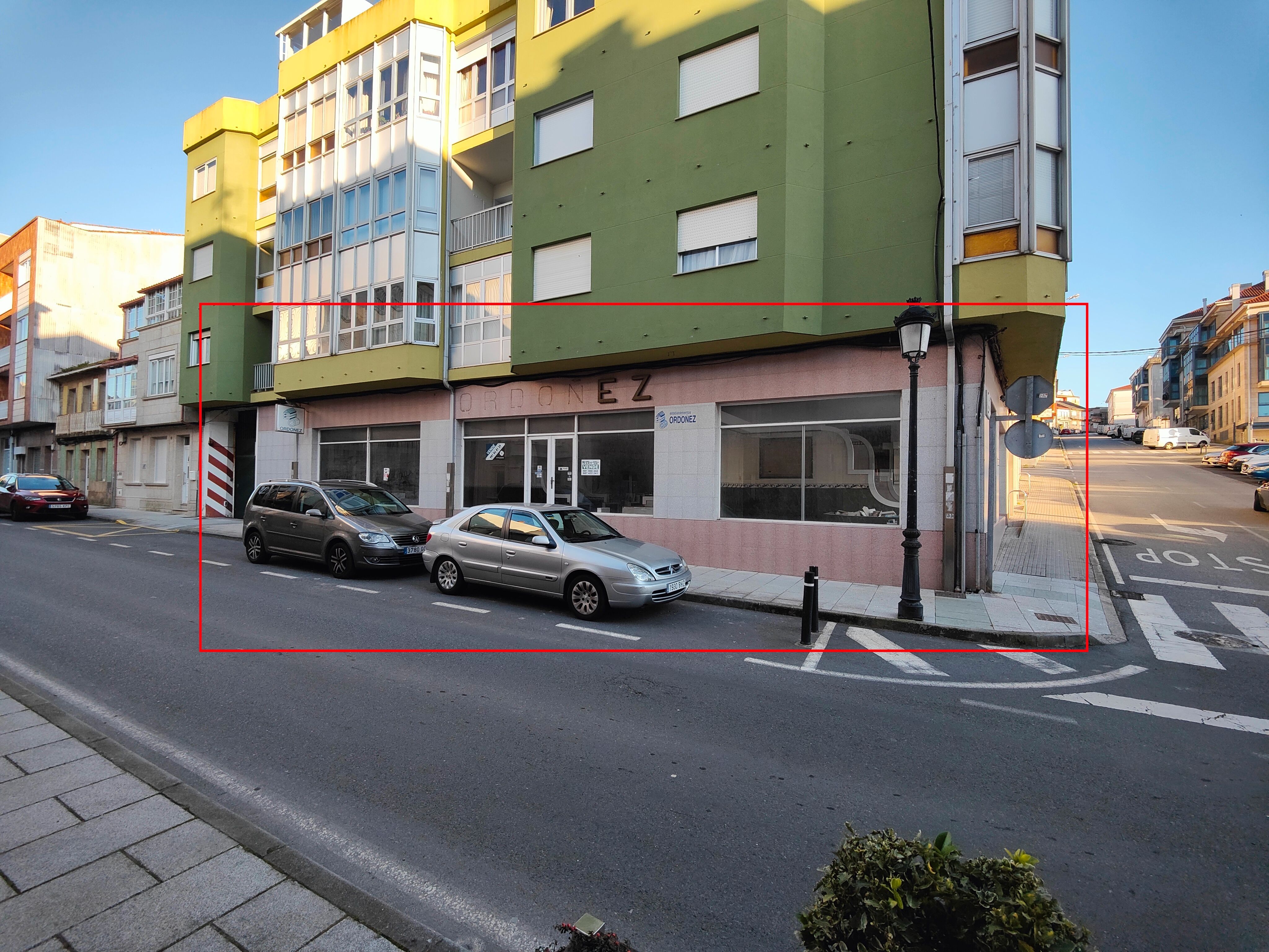 Exterior view of Premises for sale in Rianxo  with Furnished