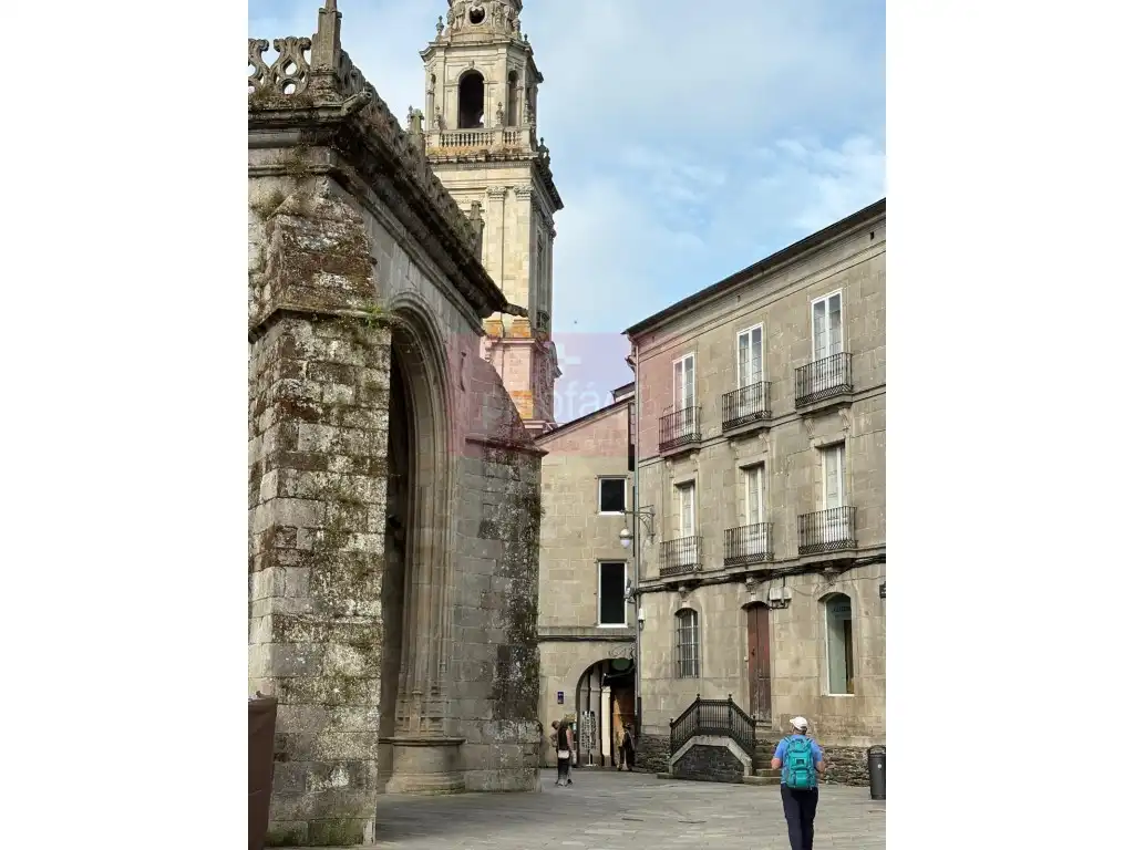 Vista exterior de Pis en venda en Lugo
