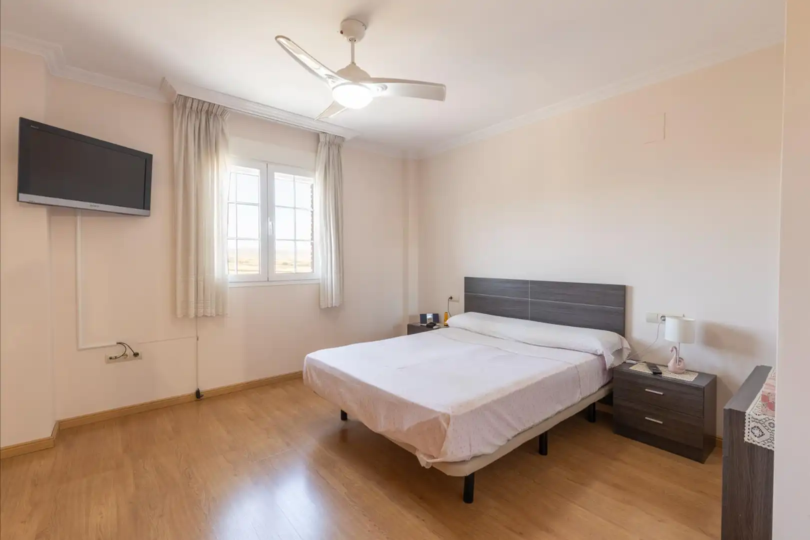 Chalet con terraza en venta en UNIS, imagen 18