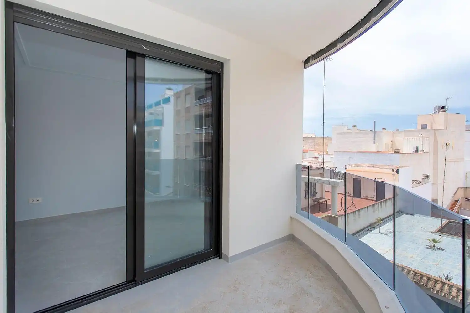 Apartment with pool for sale in Calle RAMON GALLUD, imagen 4