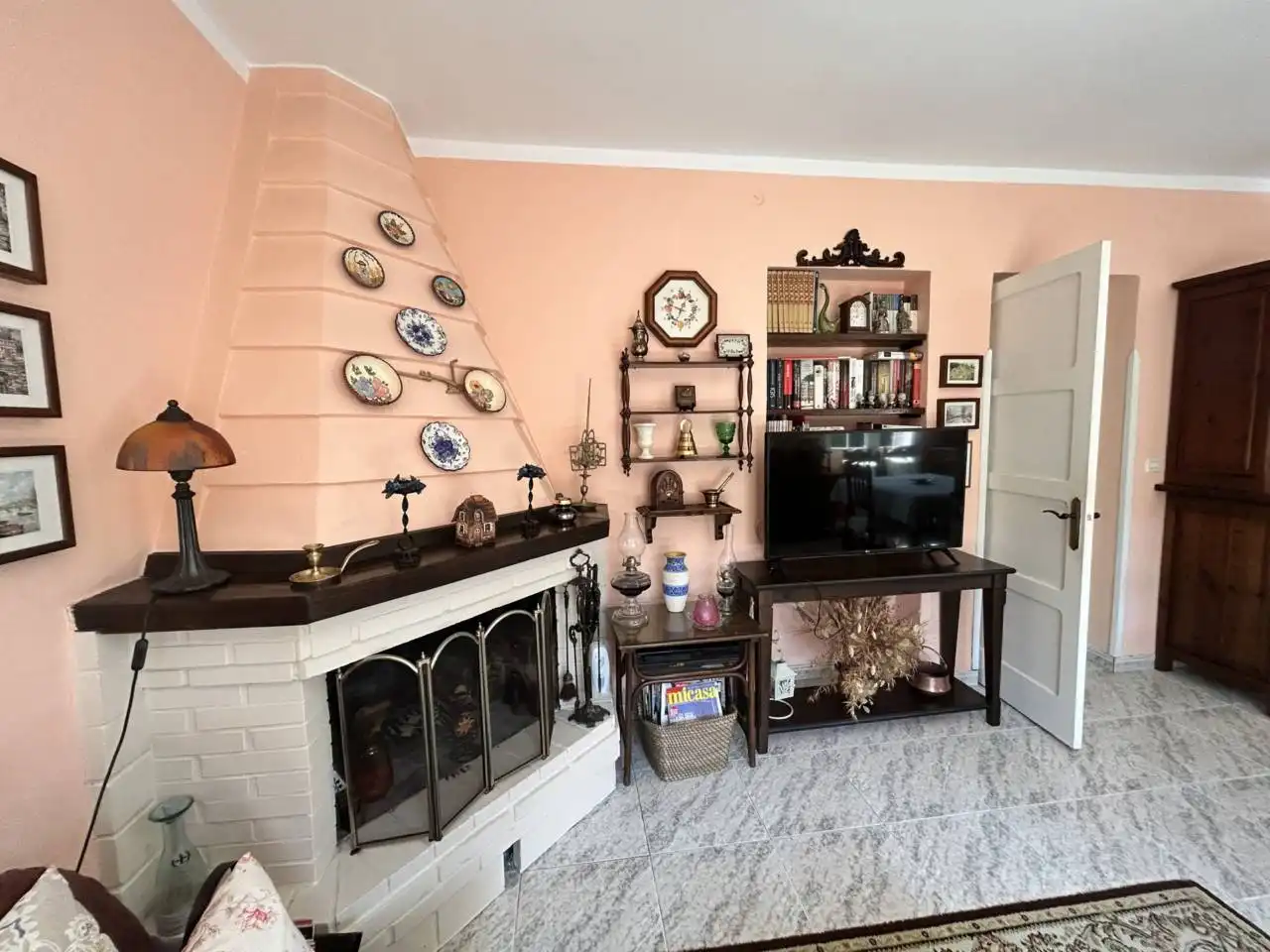 Wohnzimmer von Haus oder Chalet zum Verkauf in Llanes mit Heizung, Privatgarten und Terrasse