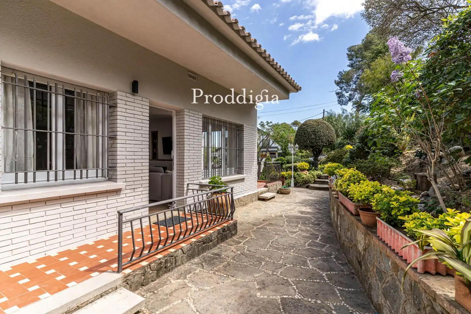 Vista exterior de Casa o chalet de alquiler en Sant Cugat del Vallès con Aire acondicionado, Calefacción y Piscina