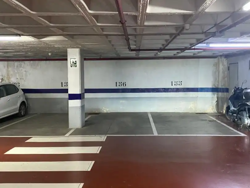 Parkplatz von Garage zur Miete in Castellón de la Plana / Castelló de la Plana