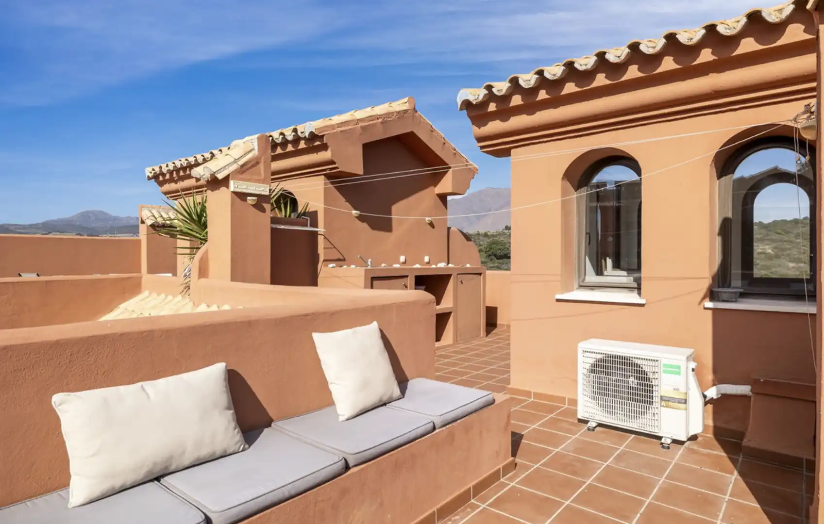 Terrassa de Dúplex en venda en Estepona amb Aire condicionat, Calefacció i Terrassa