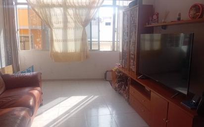 Living room of Flat for sale in Ingenio  with Furnished