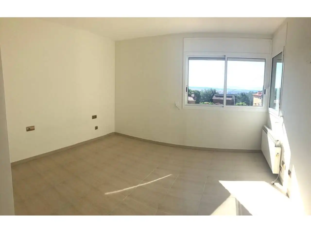 Schlafzimmer von Einfamilien-Reihenhaus zur Miete in Castellar del Vallès mit Heizung, Privatgarten und Terrasse