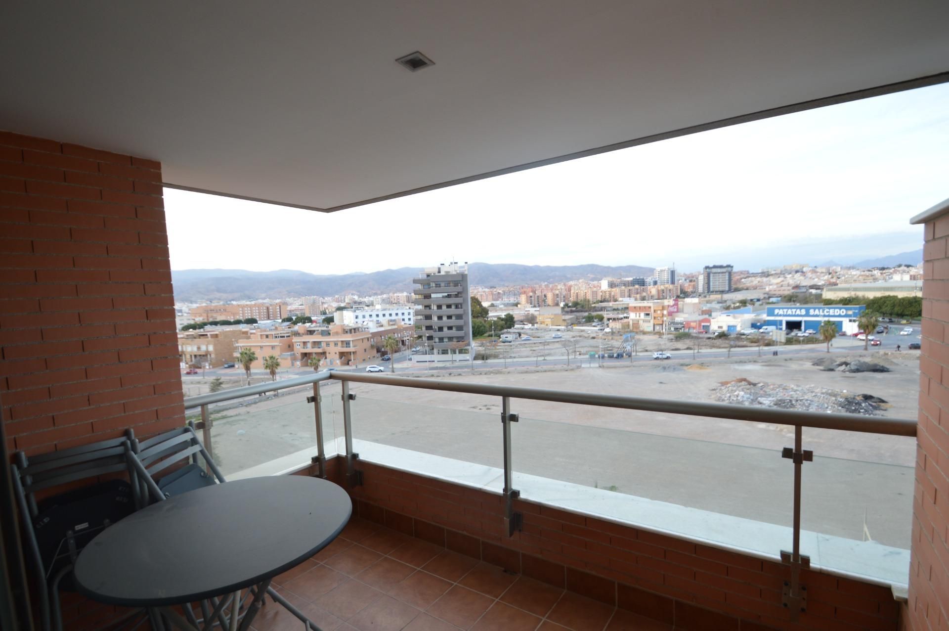 Piso de alquiler en Calle DOCTORA MILAGROS RIVERA, Nueva Almería - Cortijo Grande - Vega de Acá