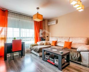 Living room of Flat to rent in Móstoles  with Air Conditioner