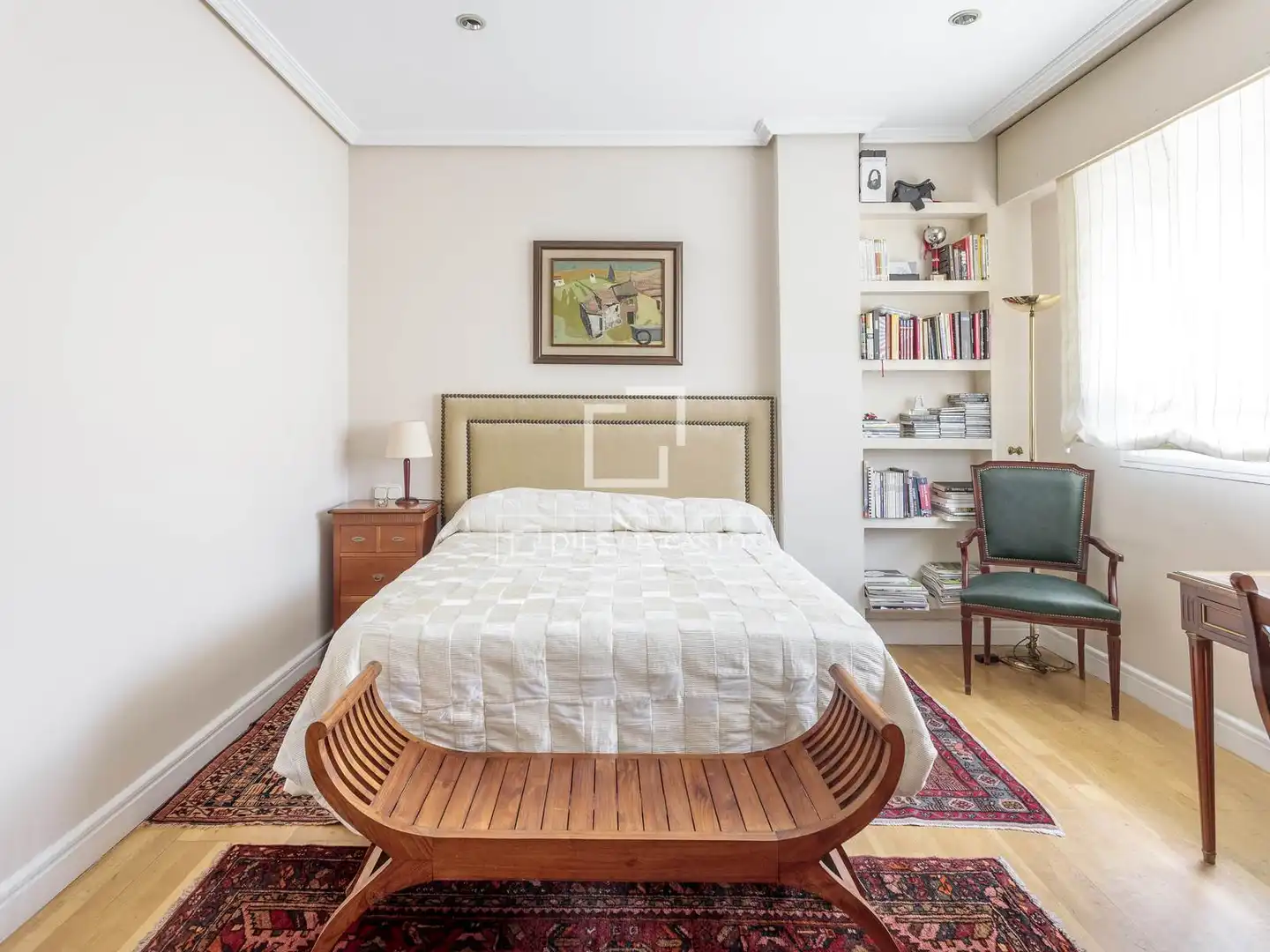 Dormitori de Casa o xalet en venda en Madrid amb Aire condicionat, Calefacció i Moblat