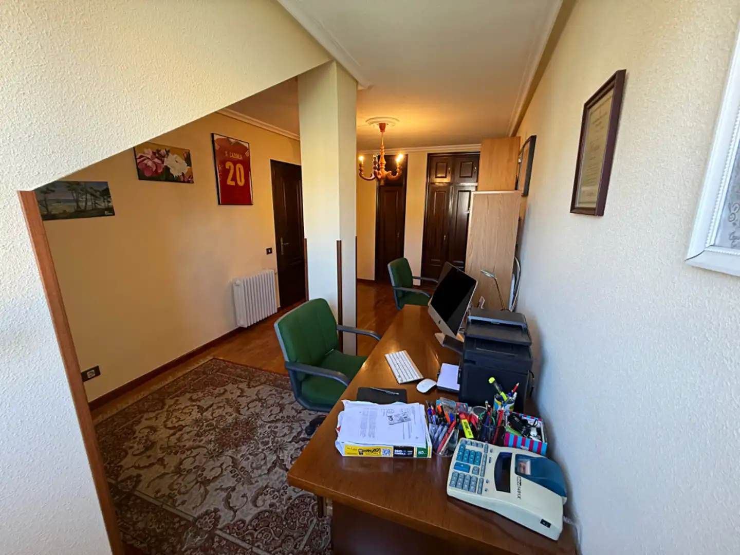 Casa adosada en venta en Oviedo  con Calefacción, Jardín privado y Parquet