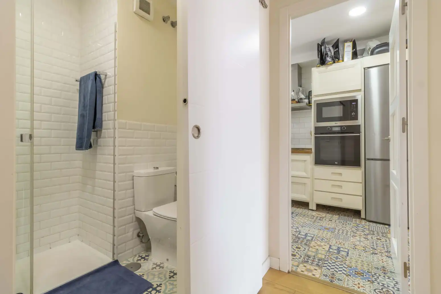 Baño de Piso en venta en Sevilla con Aire acondicionado y Balcón