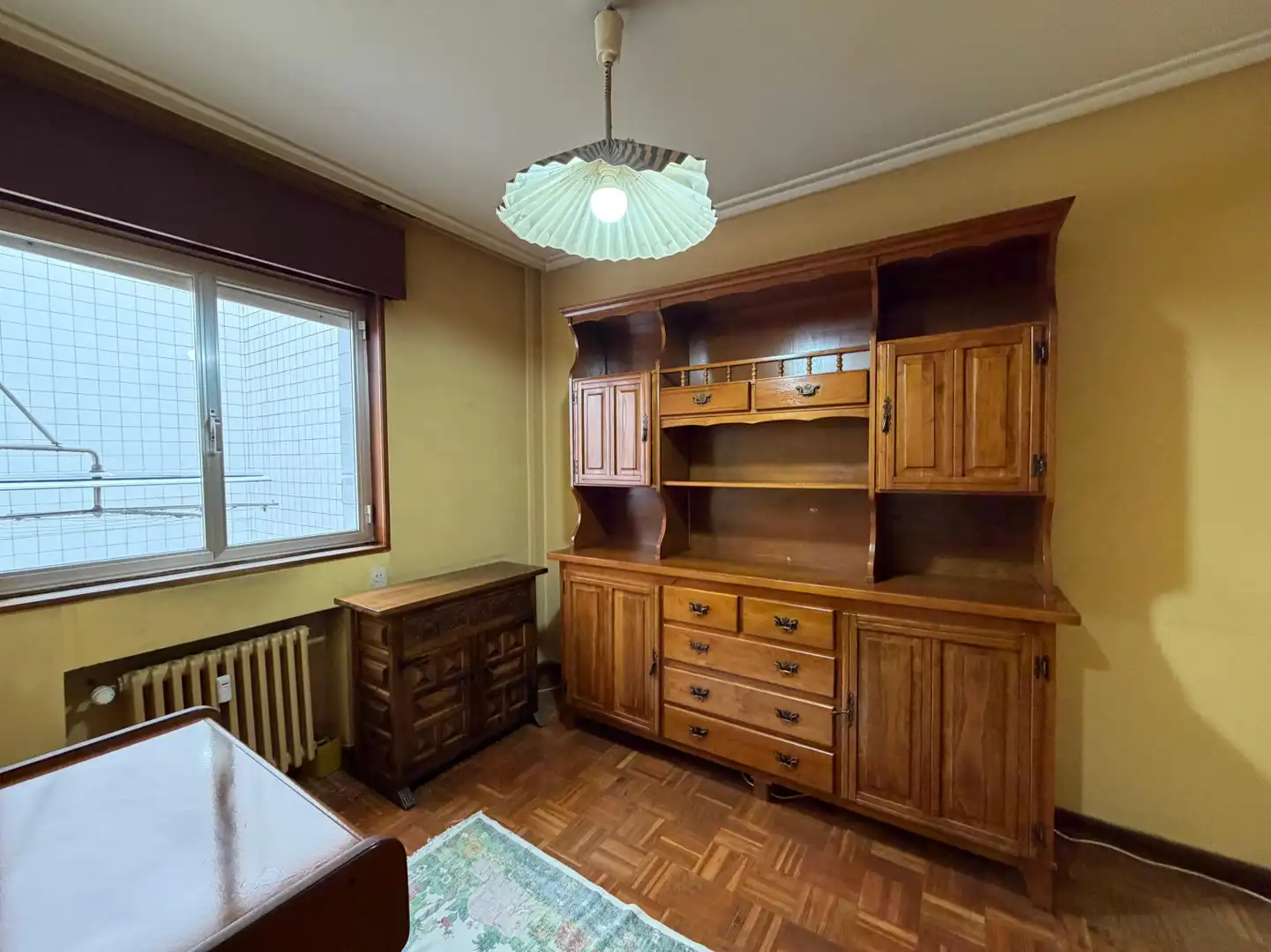 Habitación de Piso en venta en Avilés con Calefacción, Parquet y Terraza