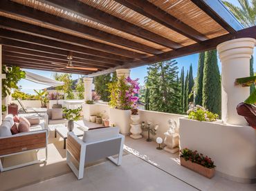 Attique avec piscine à vendre à Nueva Andalucía