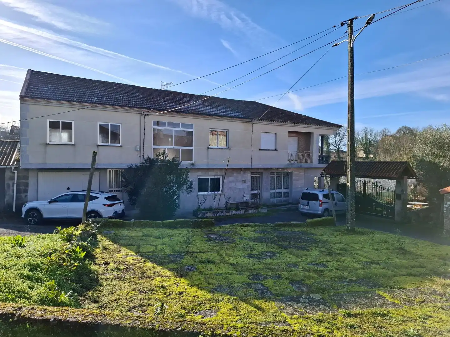 Exterior view of Detached homes for rent in O Carballiño    with Air Conditioner, Heating and Private garden
