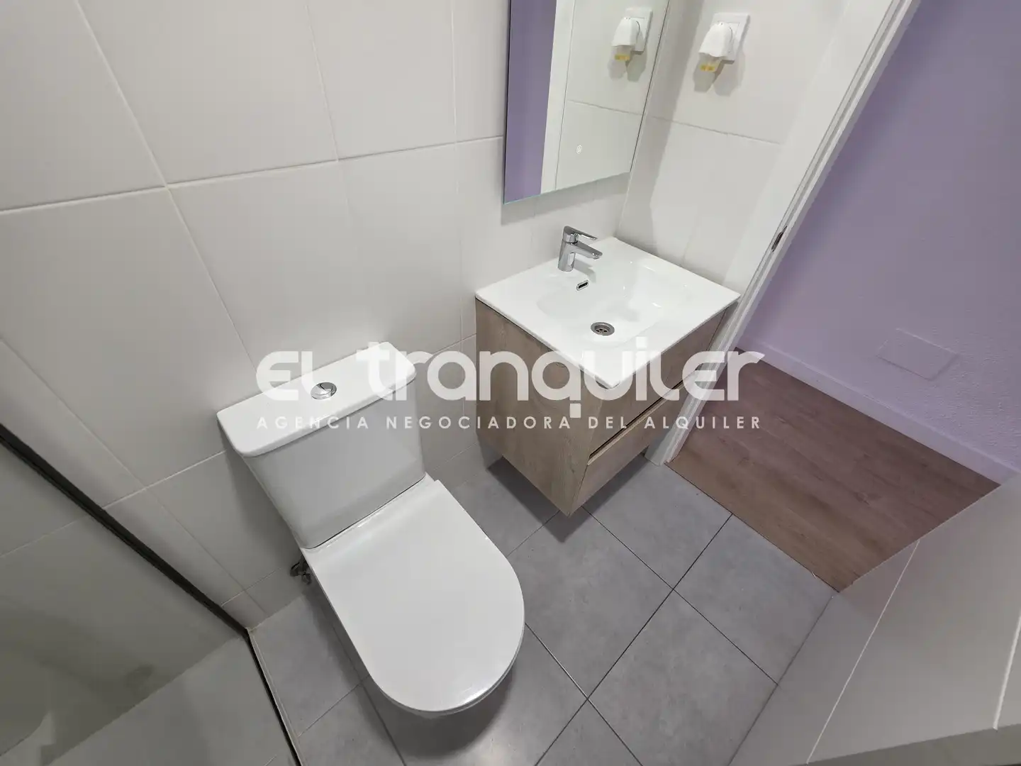 Badezimmer von Wohnung zur Miete in Madrid mit Klimaanlage, Terrasse und Abstellraum