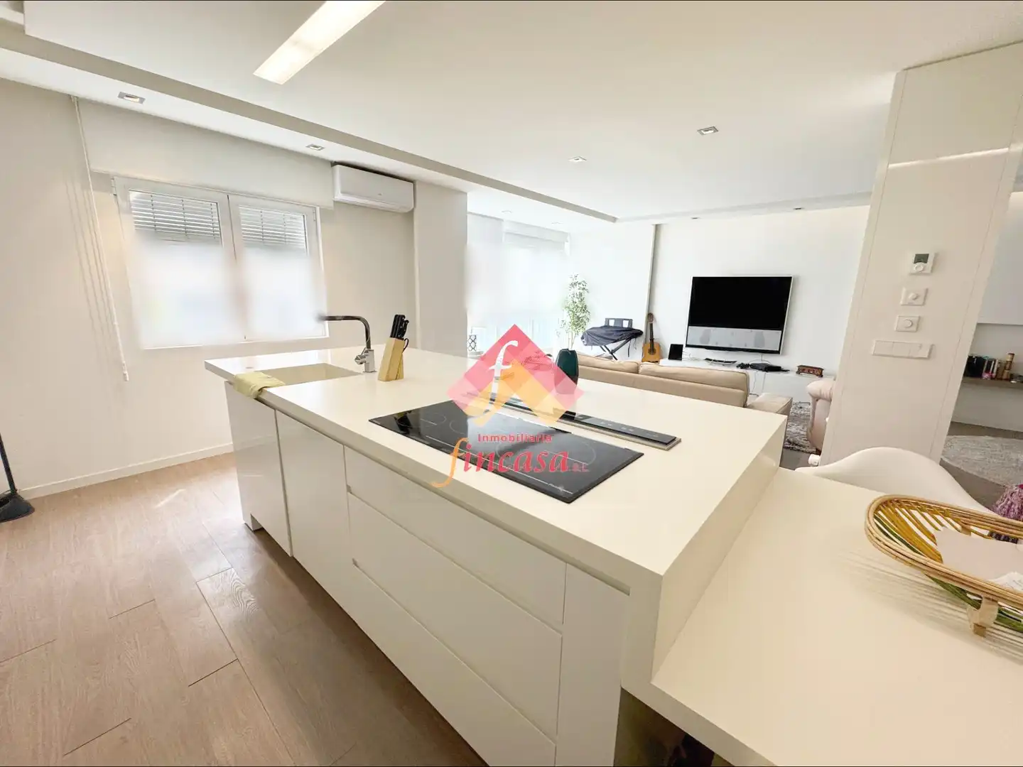 Cocina de Piso en venta en Ronda con Calefacción, Trastero y Amueblado