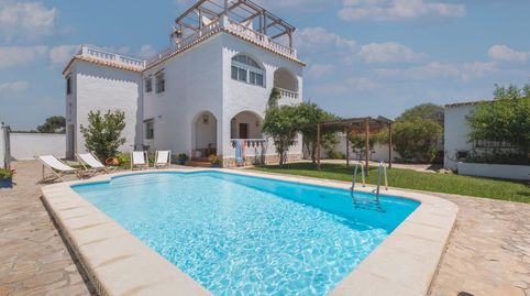 ESPECTACULAR CHALET CON PISCINA EN ZAHORA