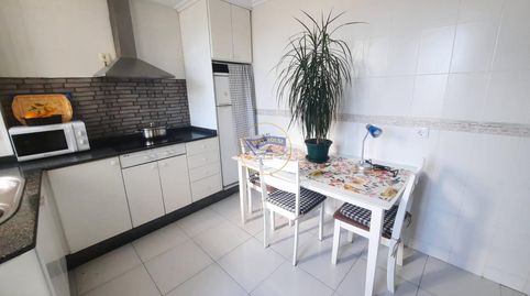 Photo 3 of Flat for sale in Calle Vazquez Varela, Plaza España - Corte Inglés, Vigo