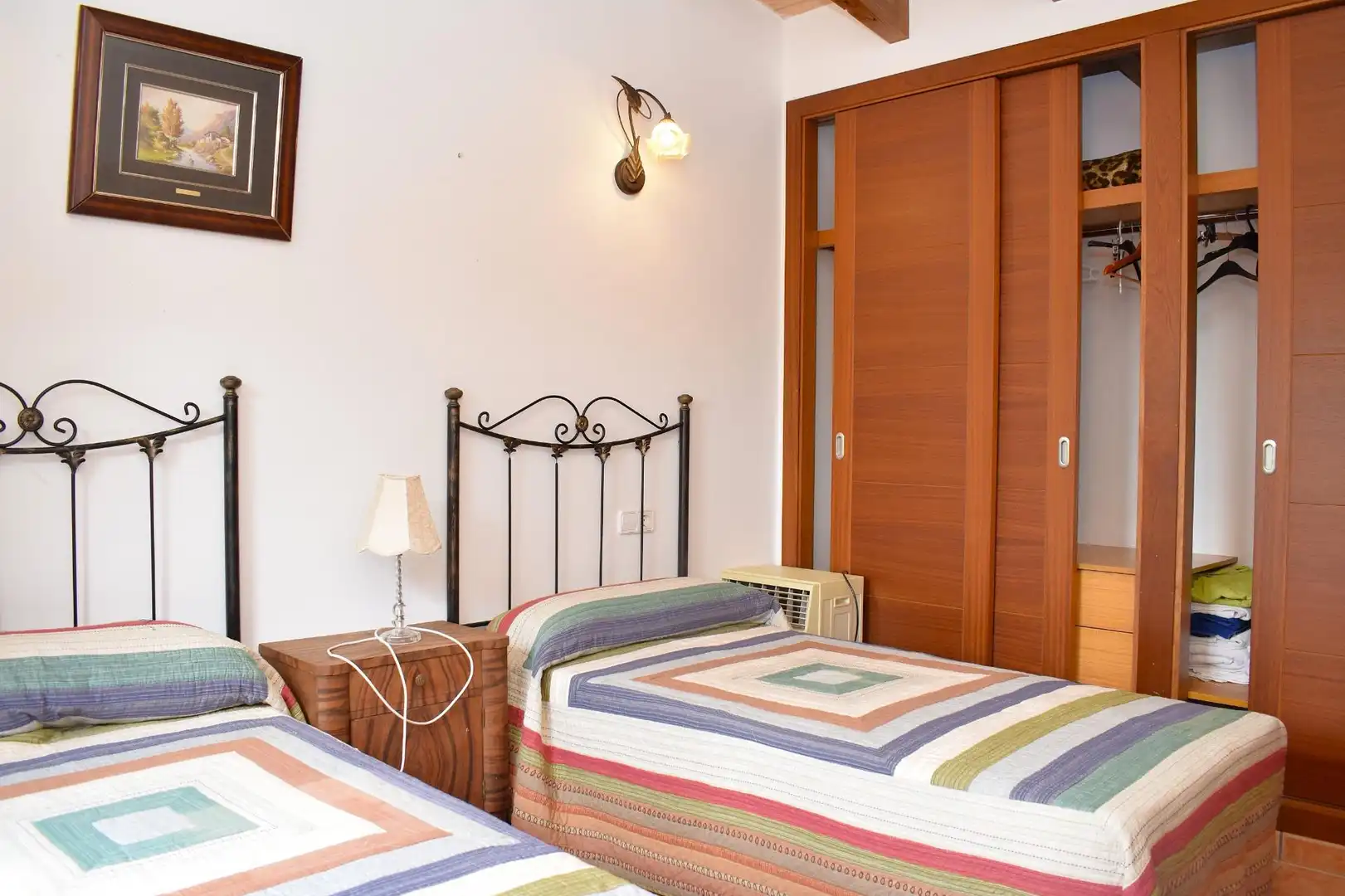 Schlafzimmer von Country house zur Miete in Sa Pobla mit Privatgarten, Terrasse und Möbliert