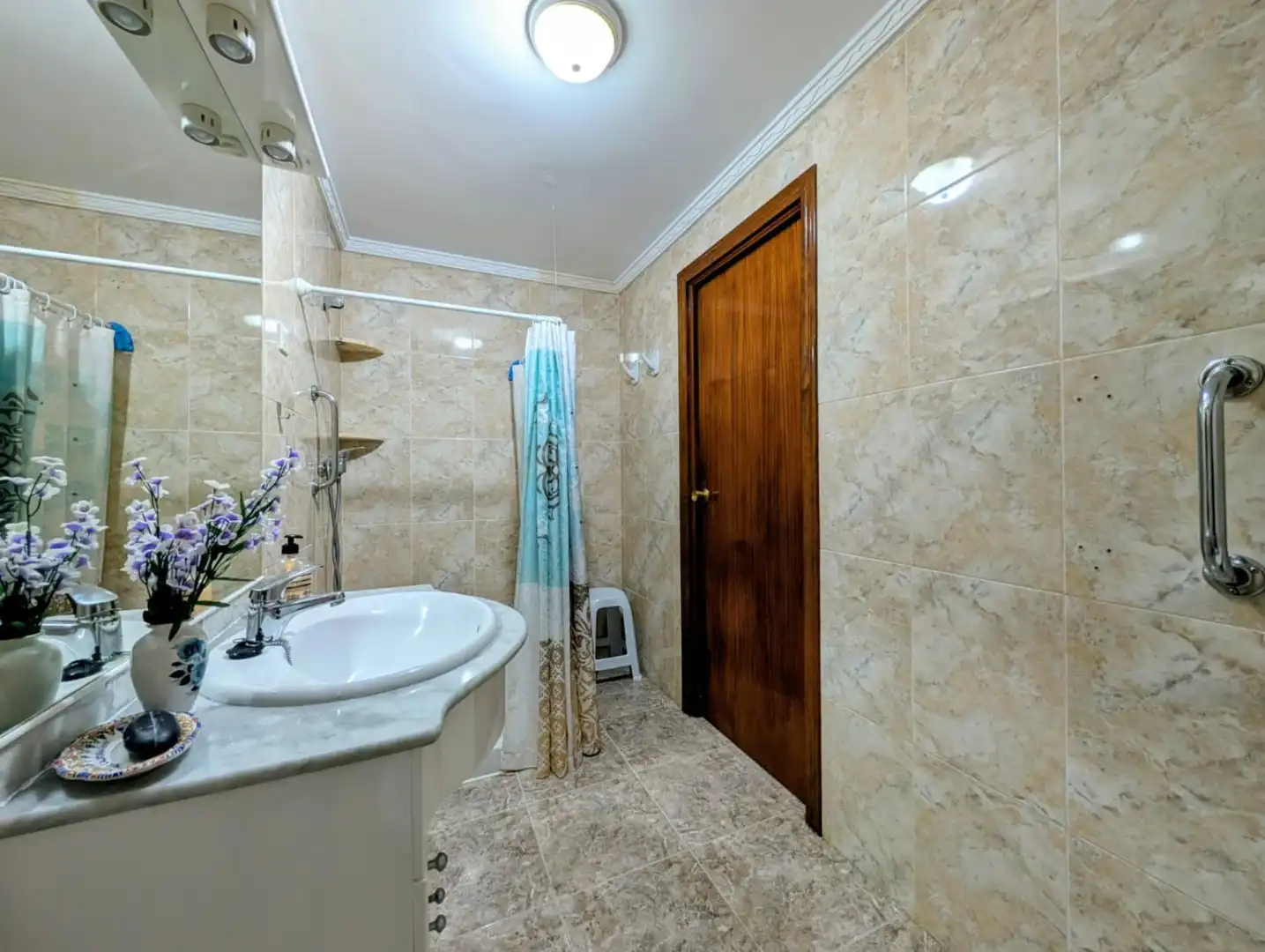 Bany de Casa o xalet en venda en Loja amb Aire condicionat, Terrassa i Traster