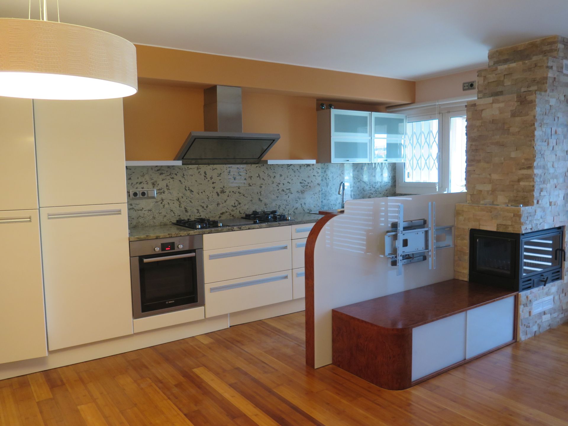 Cocina de Ático de alquiler en Girona Capital con Aire acondicionado, Calefacción y Parquet