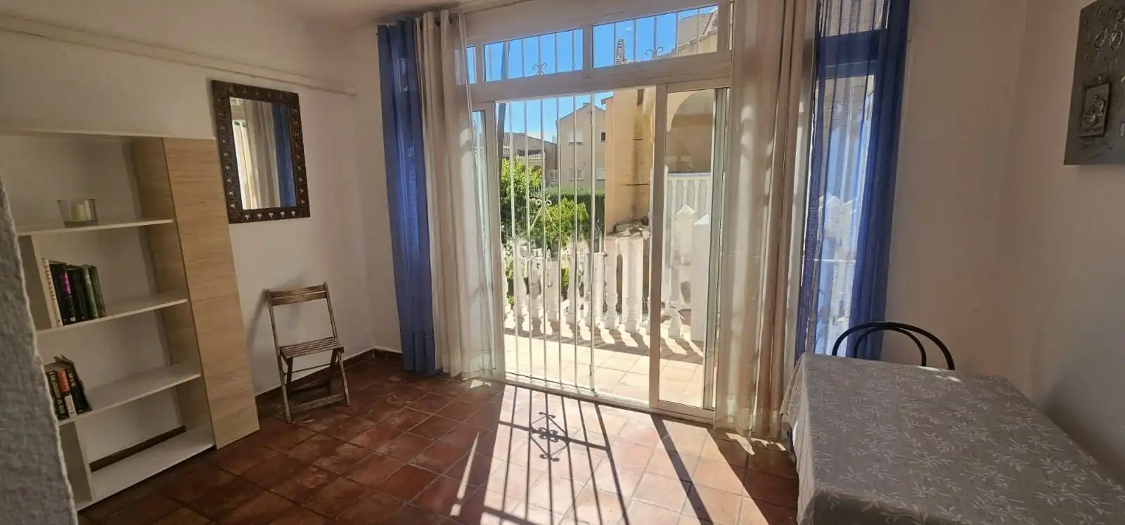 Vista exterior de Apartament en venda en L'Alfàs del Pi amb Aire condicionat, Calefacció i Jardí privat