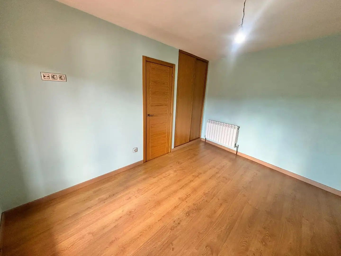 Habitación de Casa o chalet en venta en Quirós con Jardín privado, Parquet y Terraza