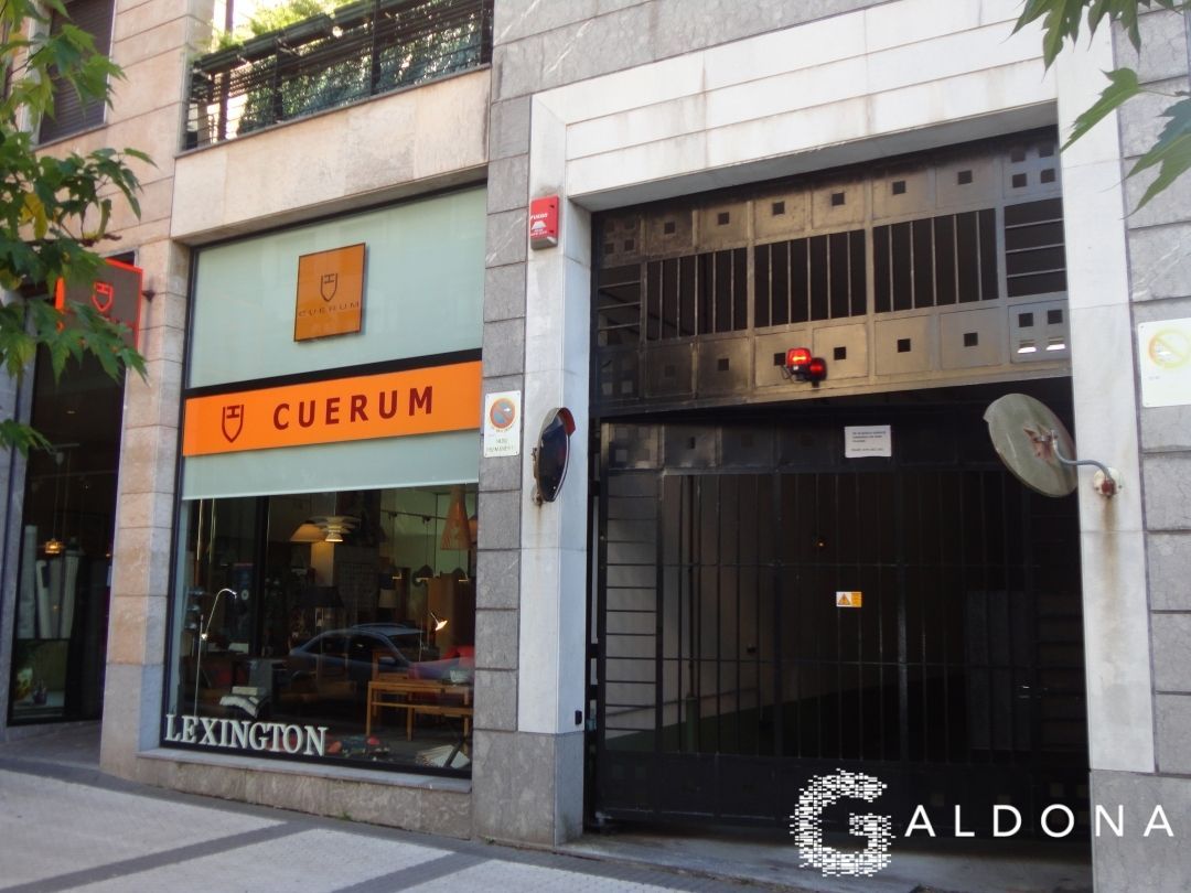 Vista exterior de Garatge en venda en Donostia - San Sebastián 