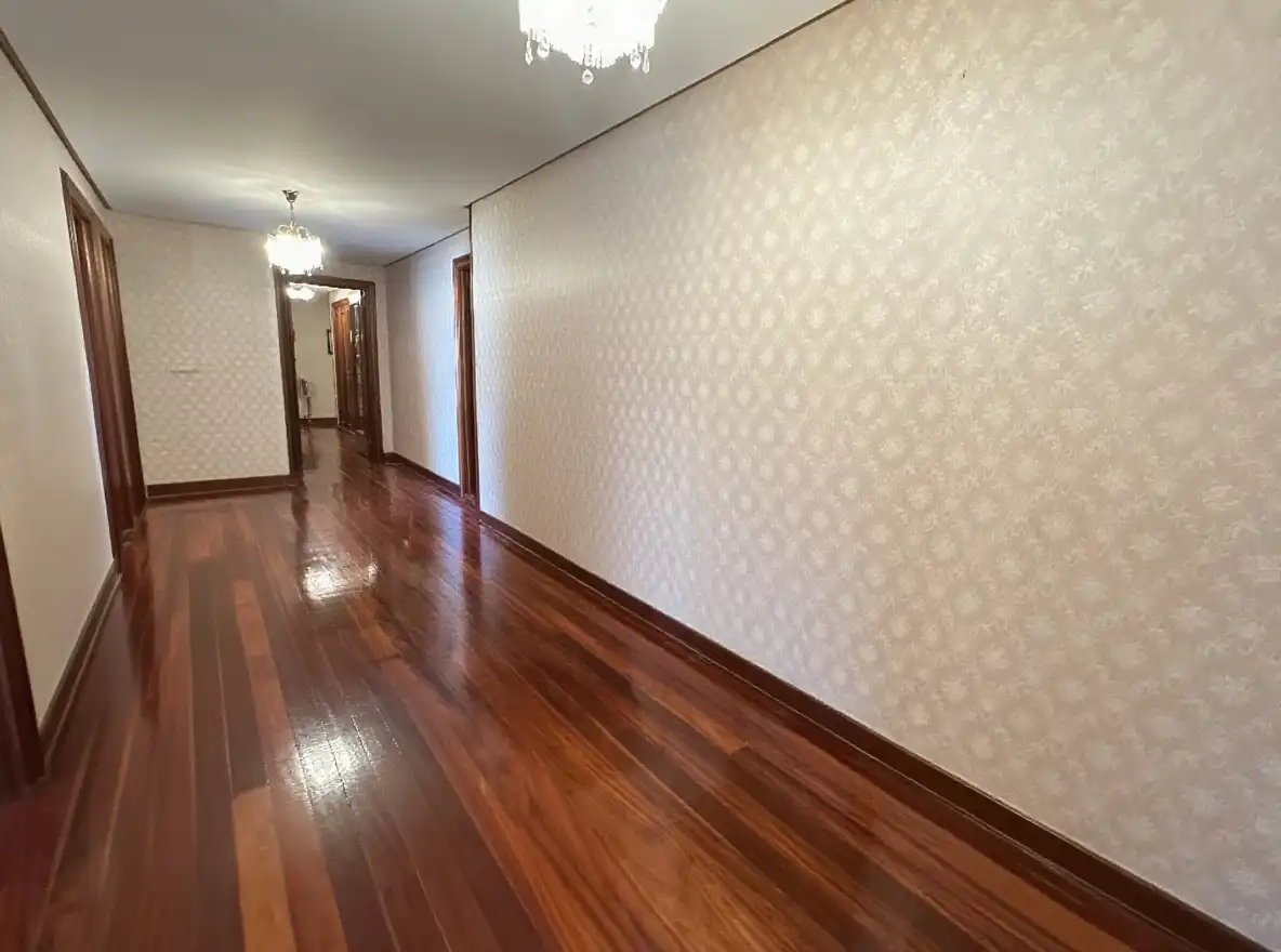 Piso en venta en  Logroño con Calefacción, Parquet y Terraza