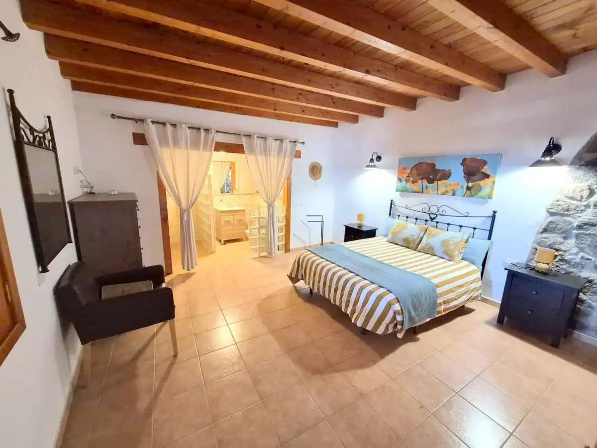 Dormitori de Casa o xalet en venda en Tías amb Jardí privat, Terrassa i Moblat