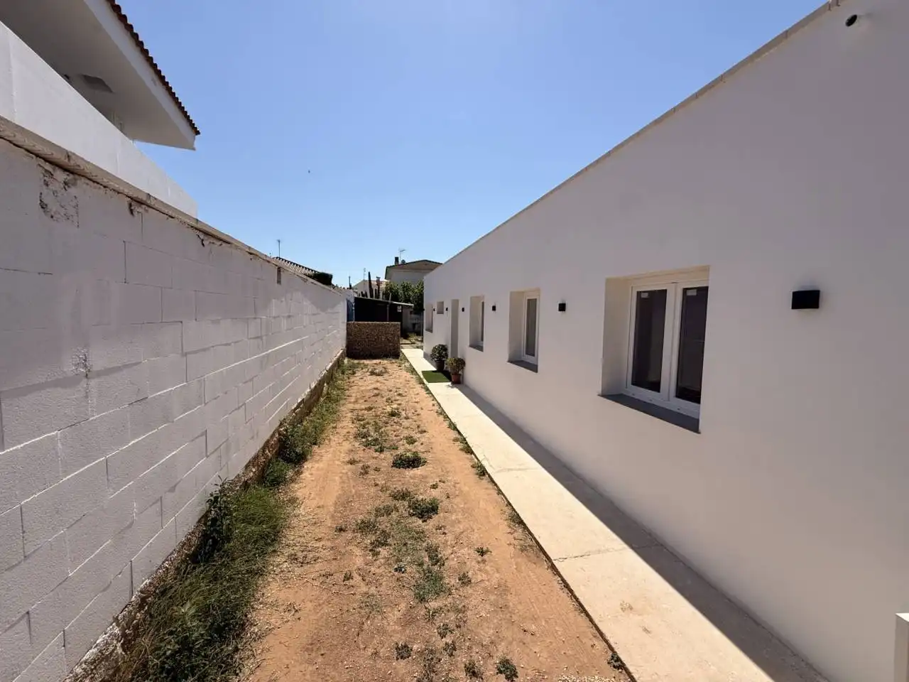 Vista exterior de Casa o xalet en venda en Creixell amb Aire condicionat, Calefacció i Jardí privat