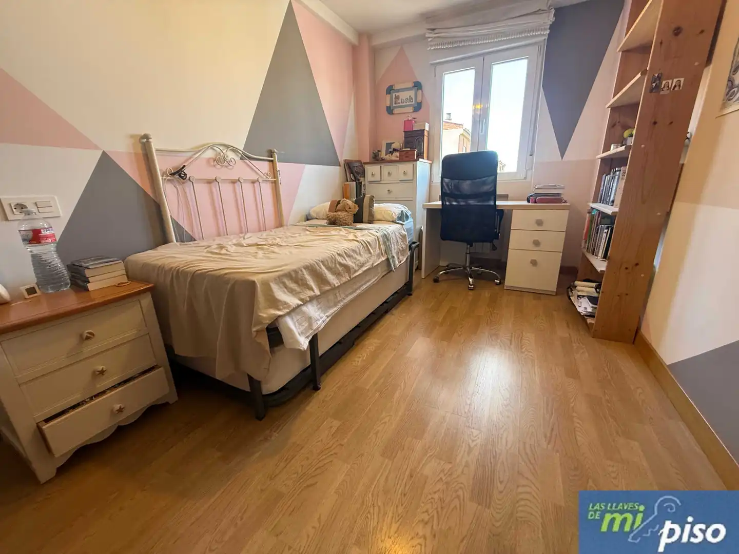 Habitación de Piso en venta en Valladolid con Calefacción, Parquet y Terraza