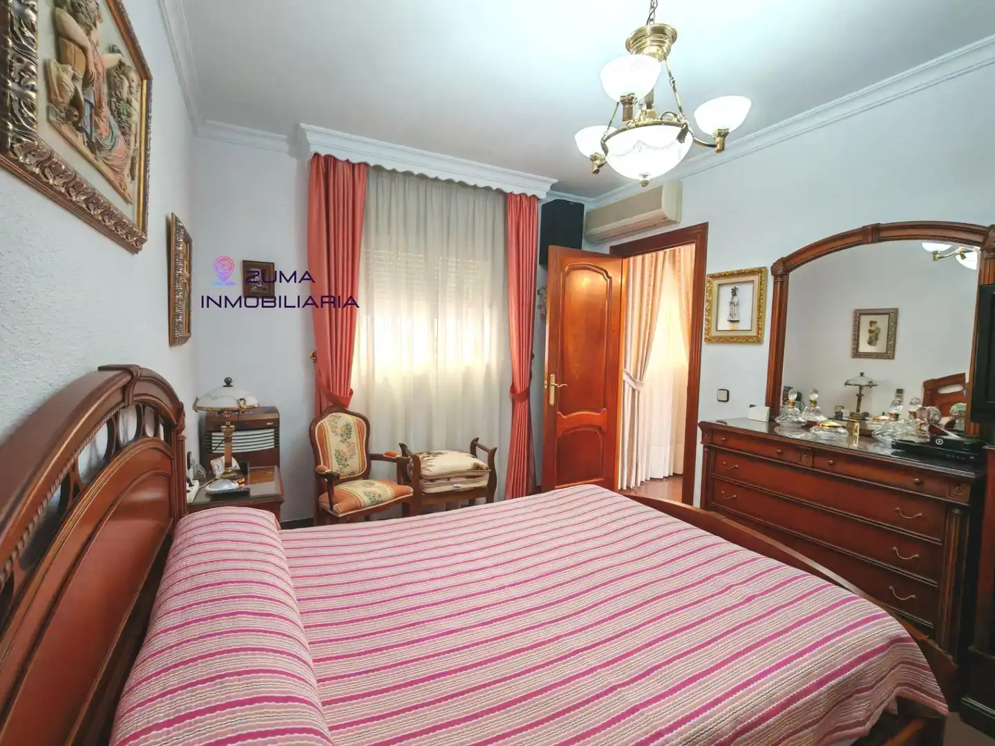 Habitación de Casa adosada en venta en Málaga con Aire acondicionado, Calefacción y Terraza