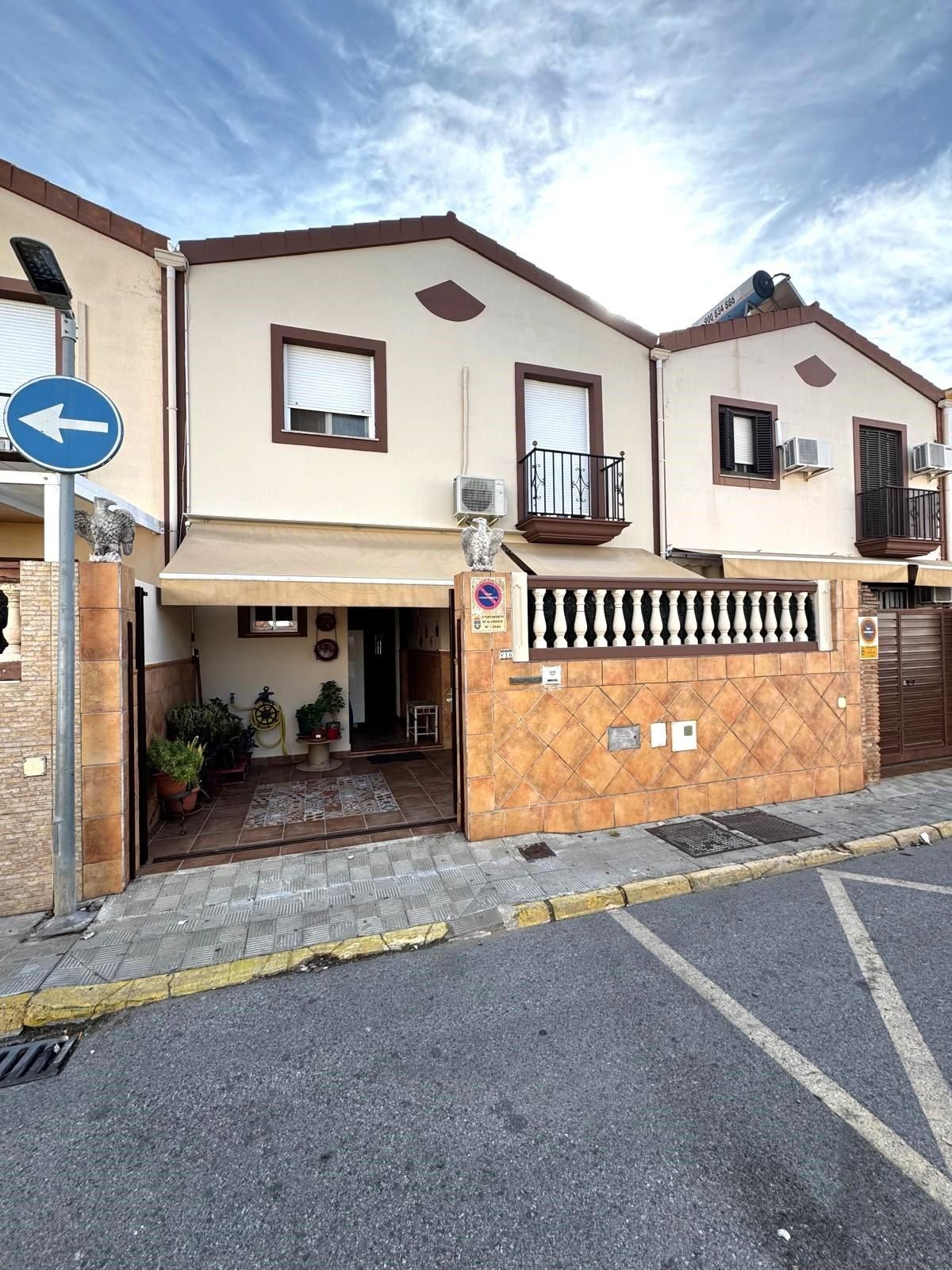 Exterior view of Single-family semi-detached for sale in Aljaraque  with Air Conditioner, Private garden and Terrace