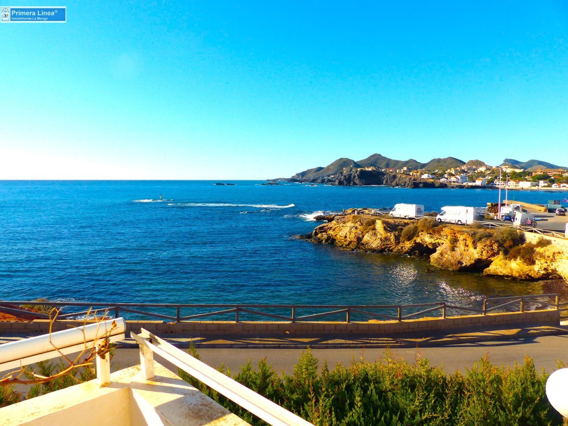 Vista exterior de Casa o xalet en venda en Cartagena amb Calefacció, Jardí privat i Terrassa