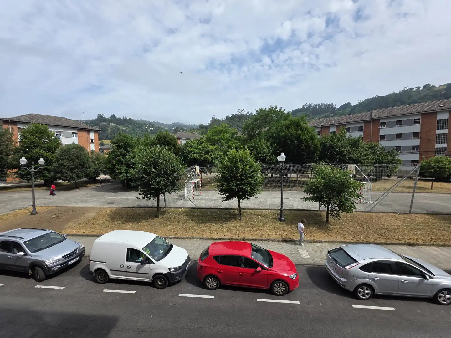 Parkplatz von Wohnung zum Verkauf in San Martín del Rey Aurelio mit Heizung, Privatgarten und Parkett