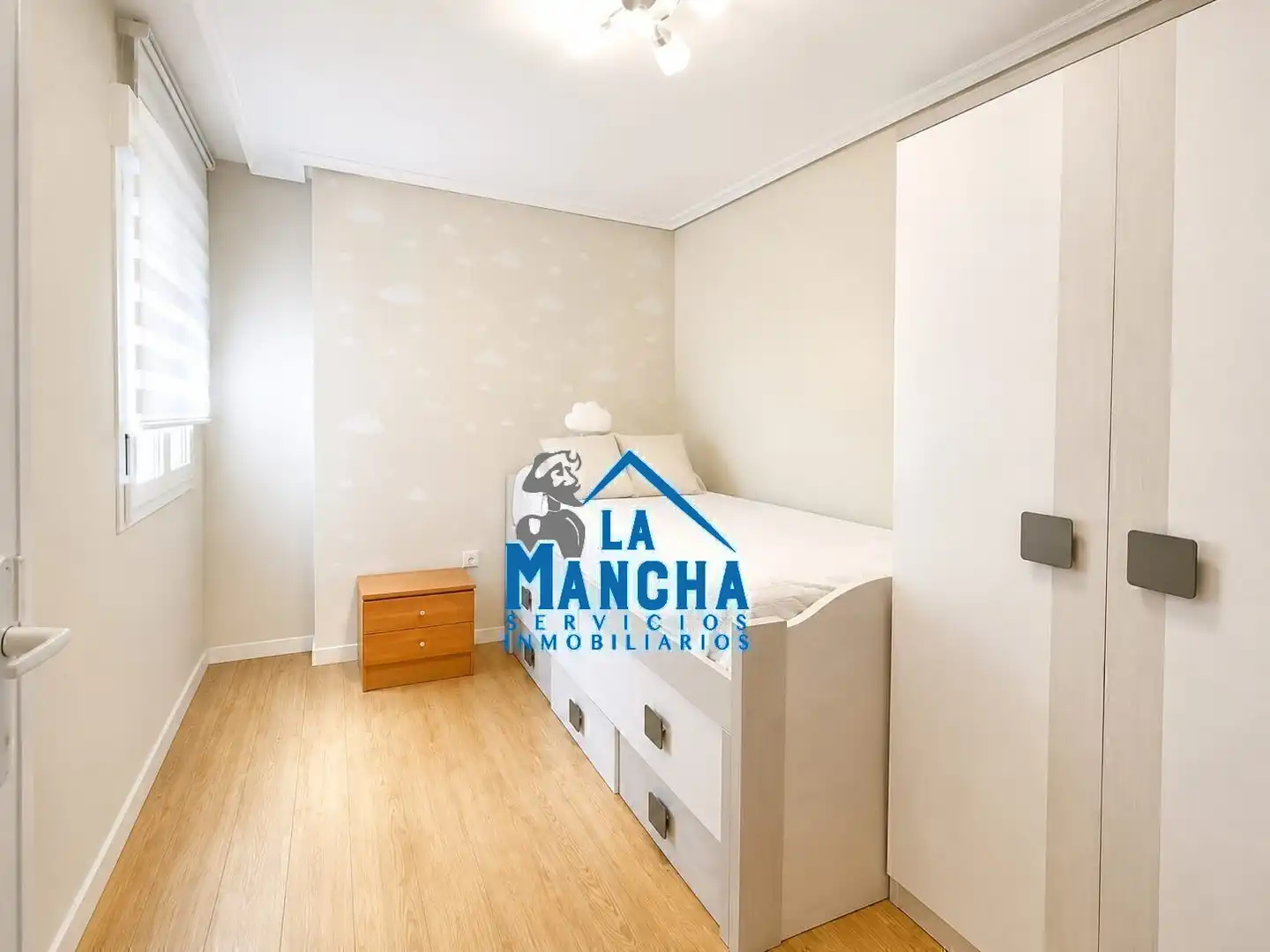 Bedroom of Flat for sale in Albacete  with Heating, Storage room and Furnished