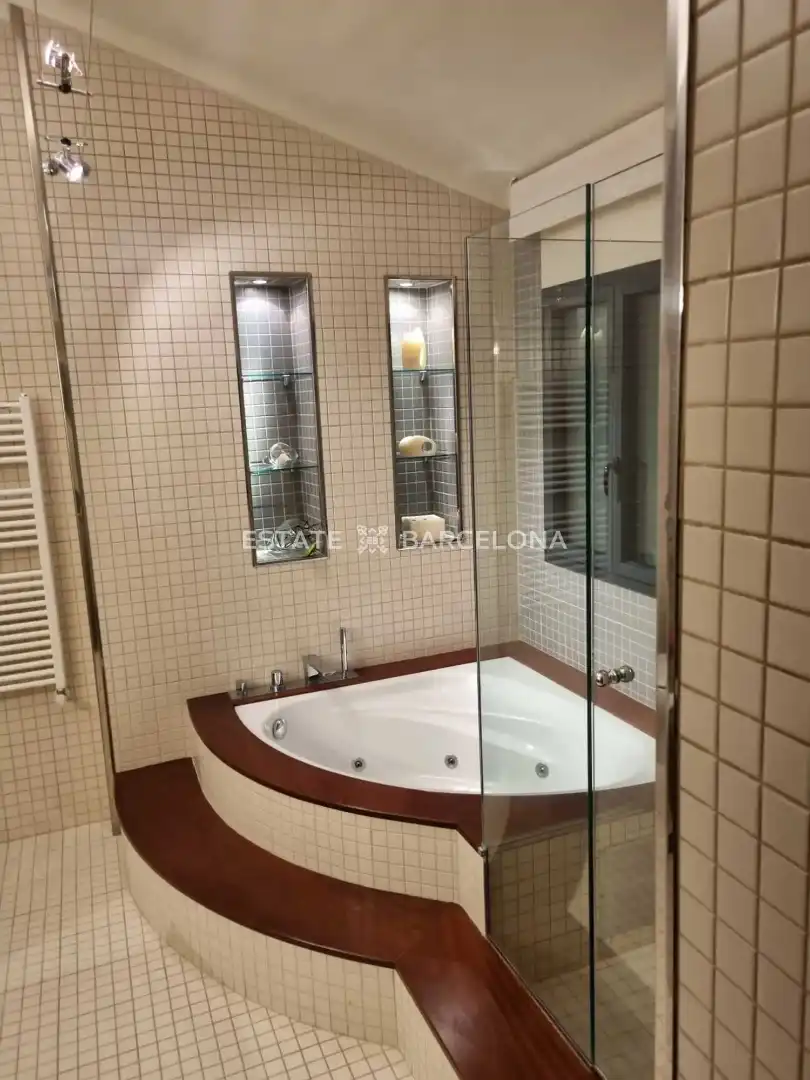 Badezimmer von Haus oder Chalet zum Verkauf in Peralada mit Klimaanlage, Heizung und Terrasse