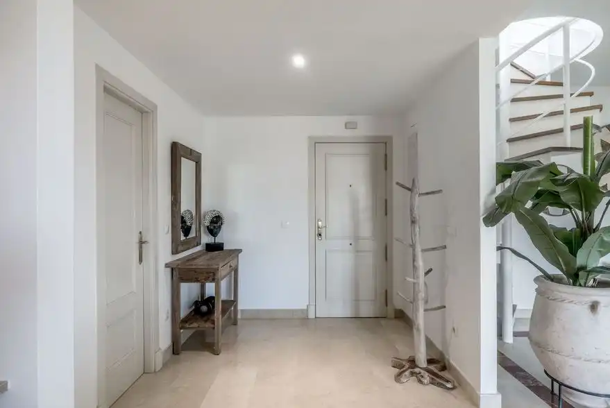 Dúplex en venda en Marbella amb Aire condicionat, Terrassa i Moblat