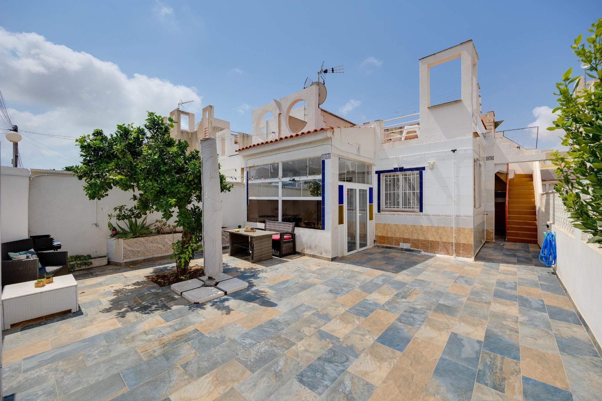 Garden of Single-family semi-detached for sale in Torrevieja  with Air Conditioner, Private garden and Terrace