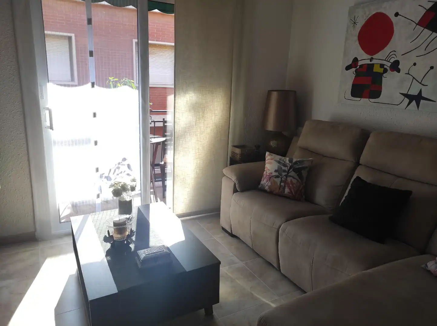 Living room of Flat for sale in Sant Just Desvern  with Air Conditioner, Heating and Balcony