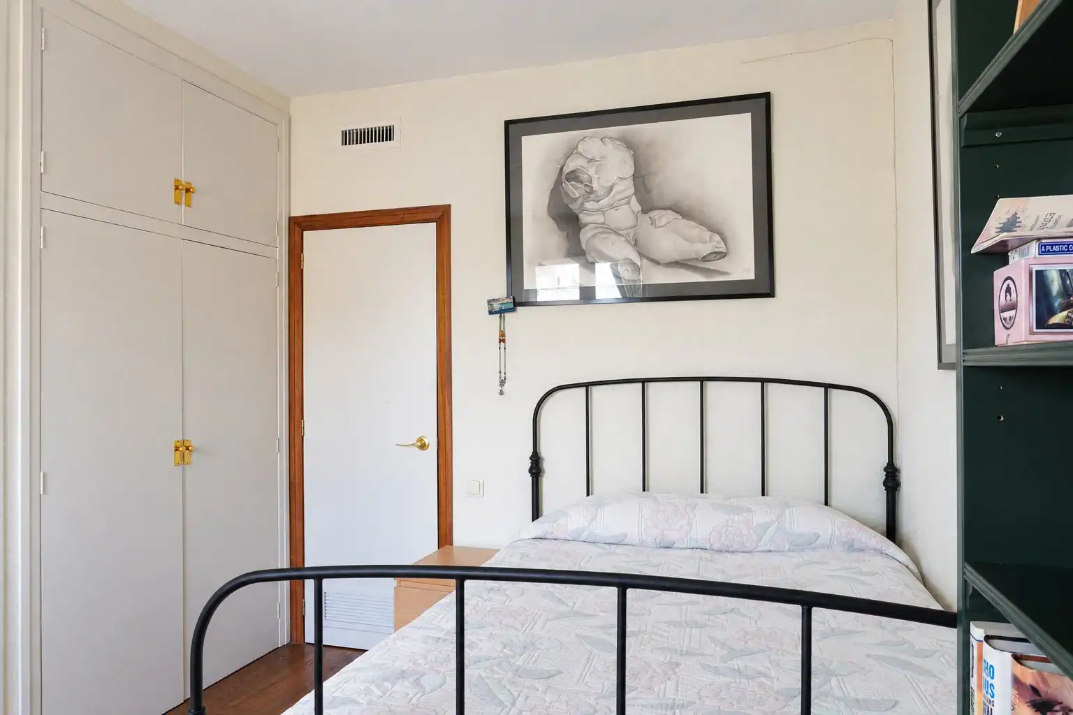 Dormitori de Apartament en venda en Barcelona
