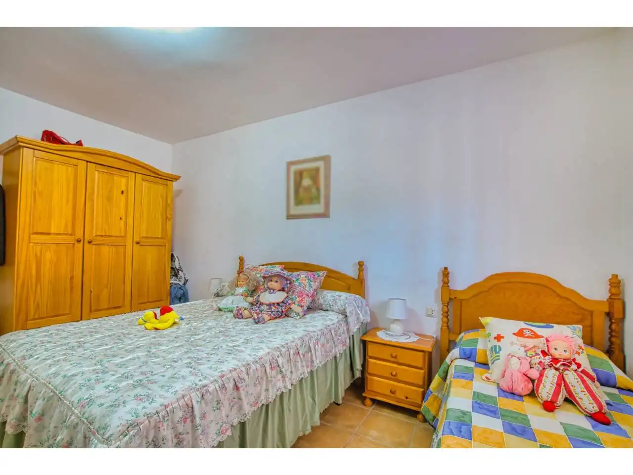 Habitación de Finca rústica en venta en Alcaucín con Terraza y Piscina